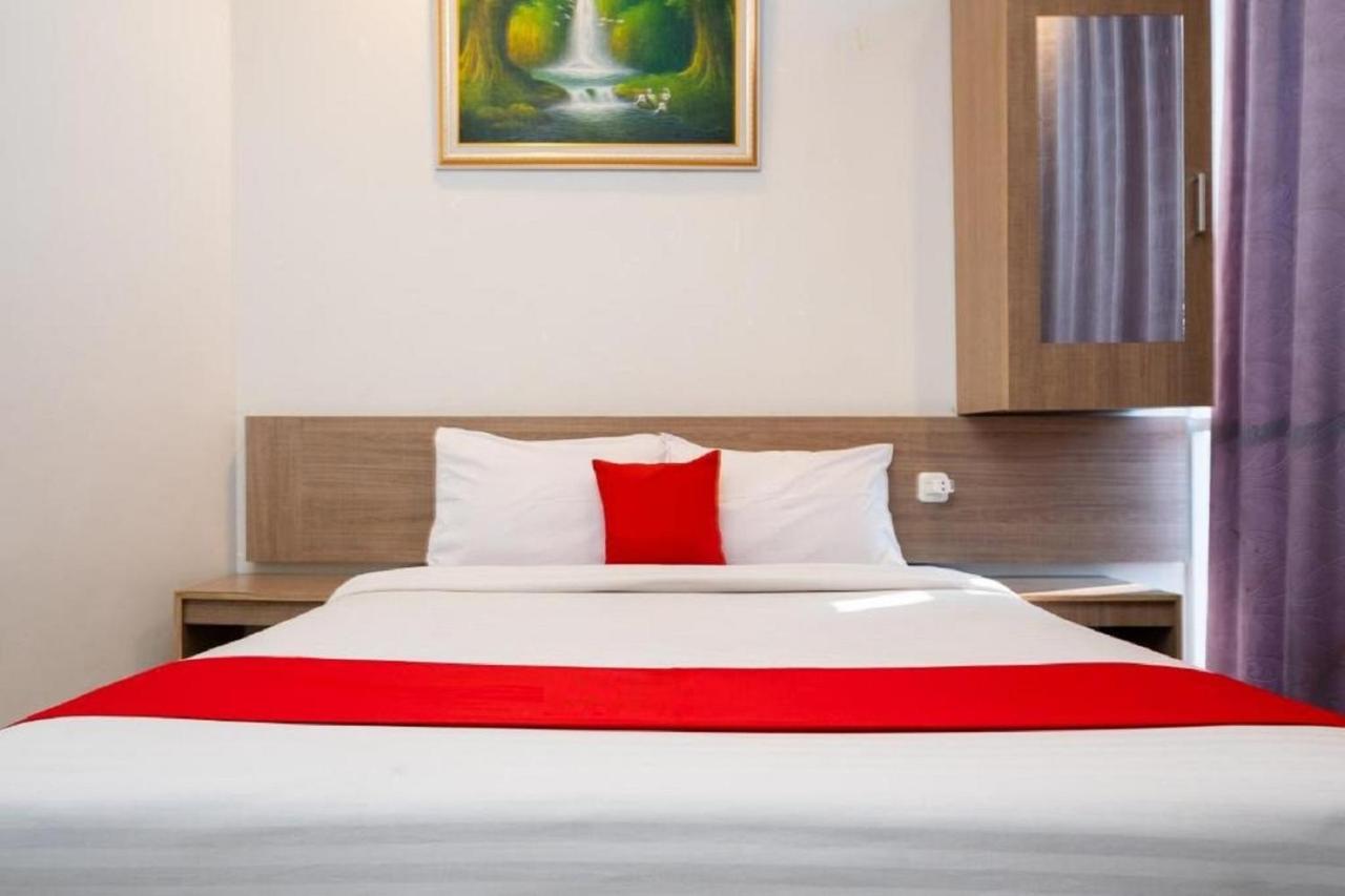 Hotel Domino Палембанг Экстерьер фото