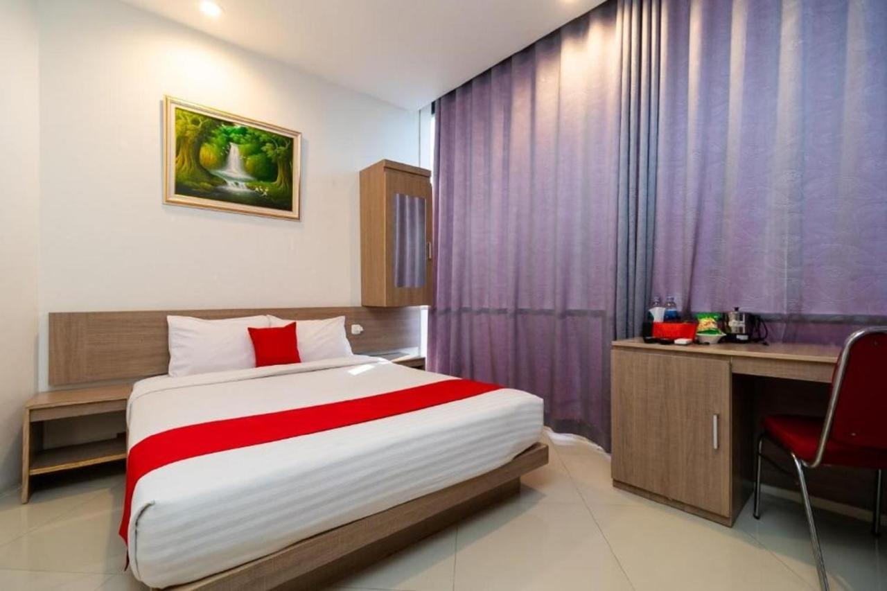 Hotel Domino Палембанг Экстерьер фото