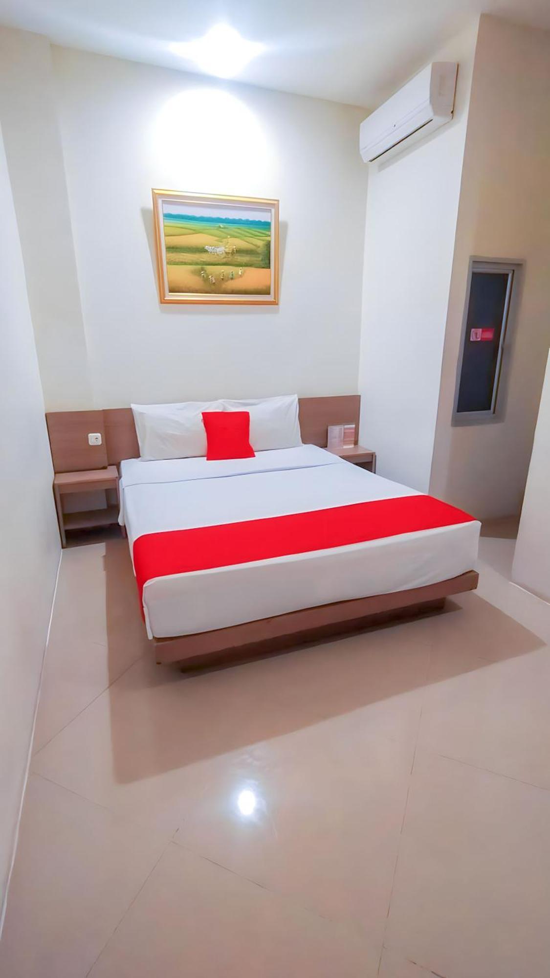 Hotel Domino Палембанг Экстерьер фото
